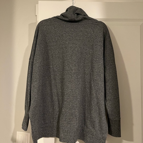 ❌SOLD❌ Calvin Klein hoodie - worn once - Picture 6 of 7